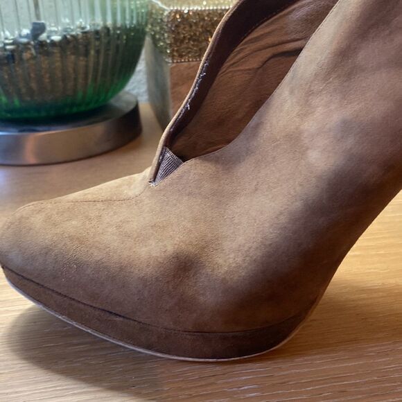 Michael Kors Tan Suede Heels Booties. Leather Size 9 Ankle Boot - Picture 10 of 16